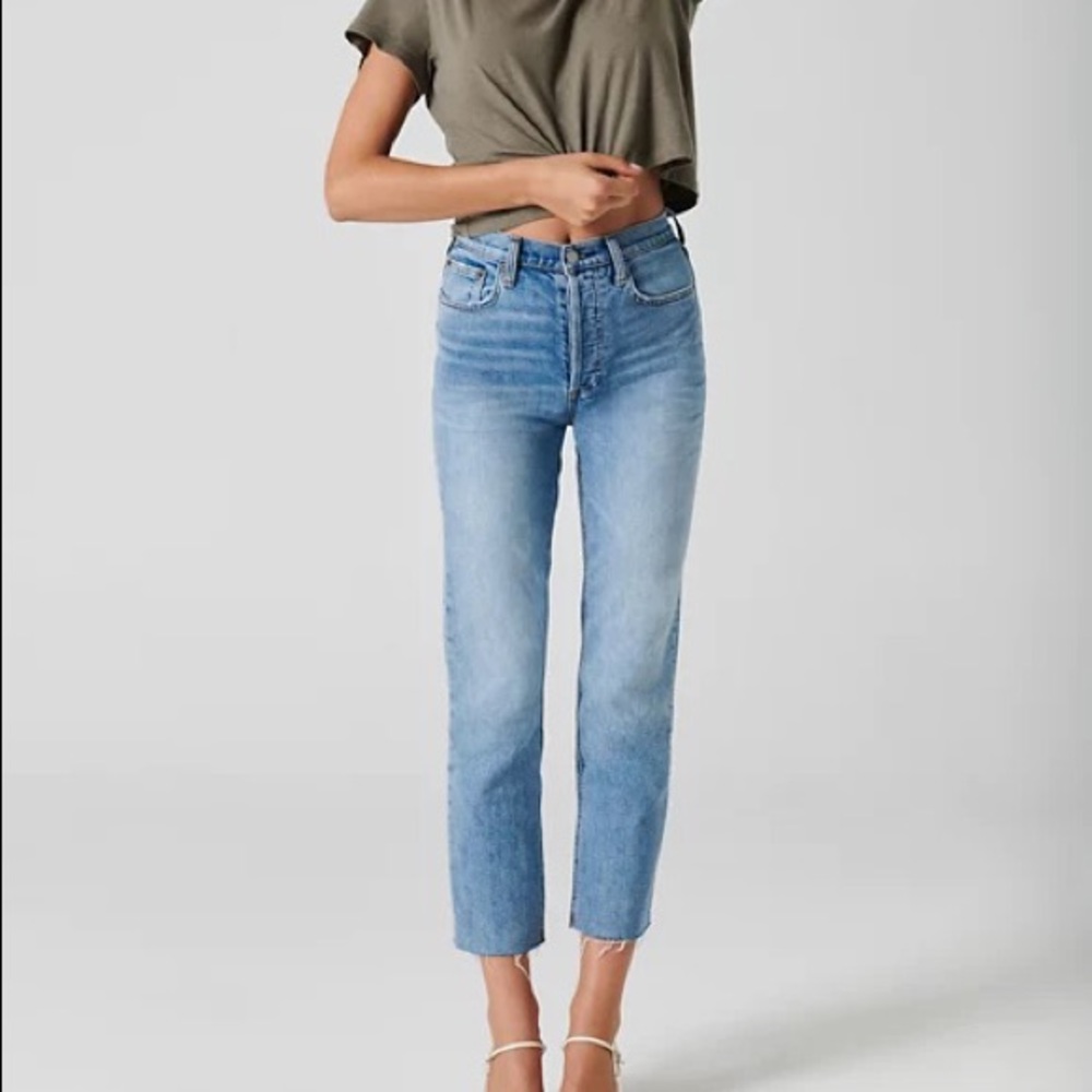 Aritzia denim forum alto straight jeans light wash
